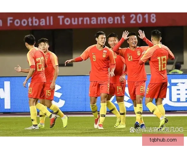 杨晨谈国足未来与自律态度称期待下届世界杯再见中国队身材管理同样关键